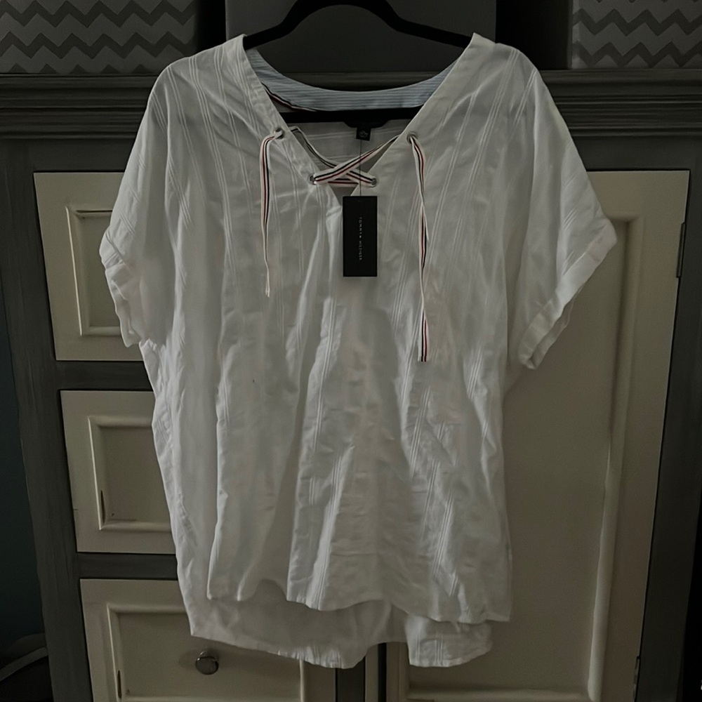 Tommy Hilfiger white lace up v neck NWT